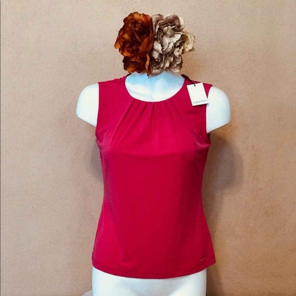 Calvin Klein Size  Small Petite  Sleeveless  Top